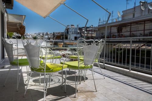 Spacious 3 Bedroom Apartment With Large Balcony