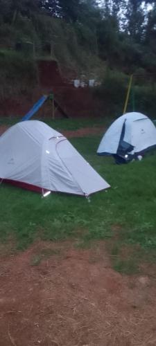 Gambar di galeri bagi Hilltop Camp Site di Kihingo