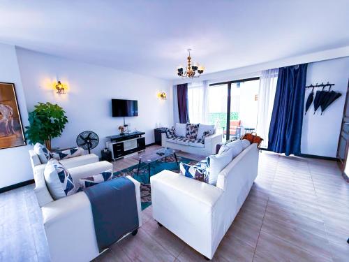 TV/Unterhaltungsangebot in der Unterkunft 1506 Skyline Serenity at Roseville - Rooftop Pool, Gym & Prayer Room