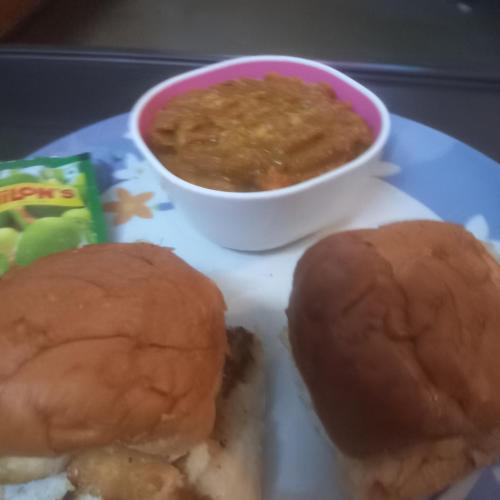 Makanan di atau berdekatan homestay