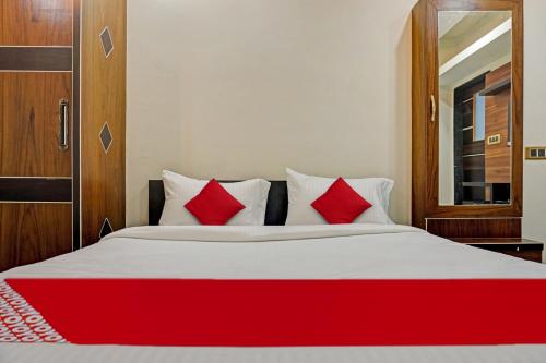 Gallery image of Hotel O Classic Square in Pune