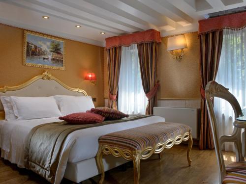 Hotel Olimpia Venice, BW Signature Collection 3sup Image