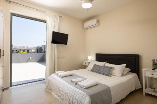 Hestia Grey Barefoot Escape 100m From Beach