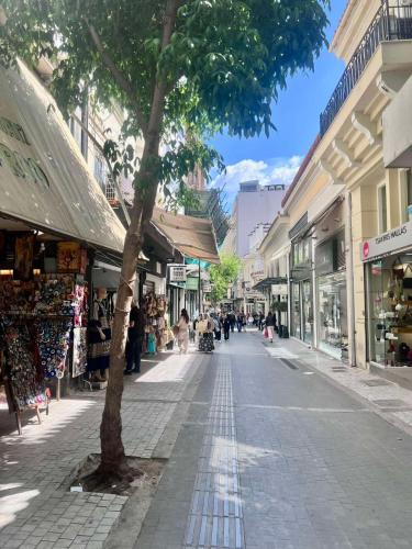 Family Ermou Suite by Zeus Suites