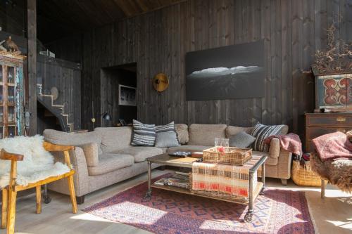 Χώρος καθιστικού στο Spacious, exclusive and modern cabin in Geilo