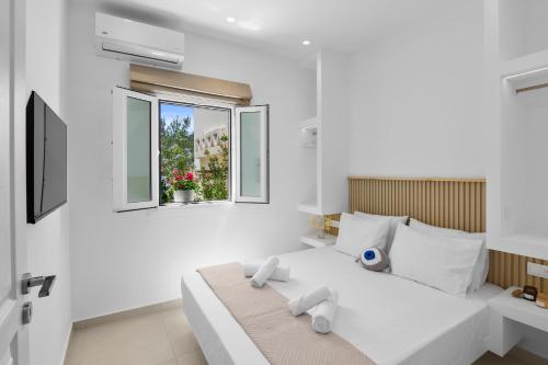 Plori Suites Paros