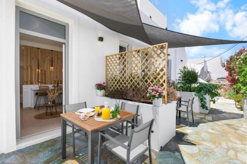 Plori Suites Paros