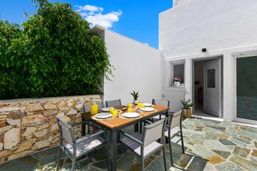 Plori Suites Paros