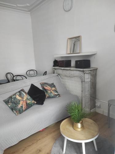 Appartement Lumineux avec Jardin Privatif