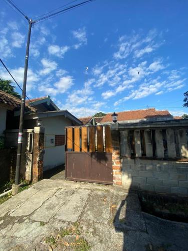 Budova, kde se hostel nachází