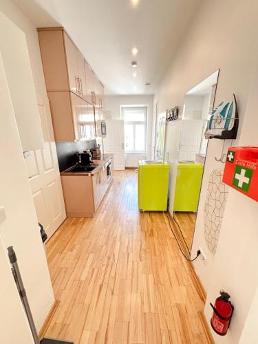 2 Bedroom Apartments, near Belvedere, Equipped Kitchen, no Elevator 4th Floor
