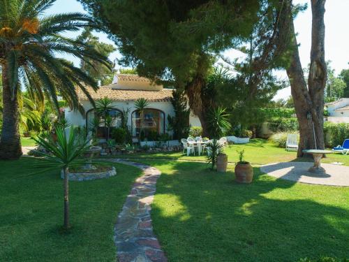 Charmante villa à Javea avec piscine privée et climatisation, proche plage