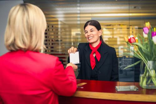 Clients de l'établissement Fuchsbräu