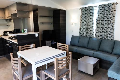 Mobile home confort - Fréjus - camping 4 étoiles -