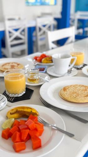 Makanan di atau berdekatan hotel