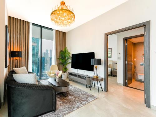 Luxury Smart 1BR -High Floor Business Bay Views