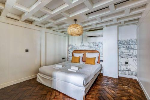 Stylish and sunny 7BD with garden for 17 guests!