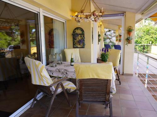 Villa avec Piscine Privée et Air Con - 4 km Plage
