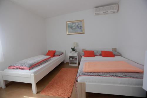 Rooms Butković