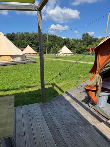 Κήπος έξω από το Zelt-Lodges Hof Viehbrook
