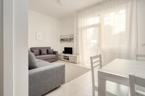 Just Urban Stays - Modern Studio Apartment Navigli - Metro M2
