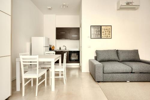Just Urban Stays - Modern Studio Apartment Navigli - Metro M2