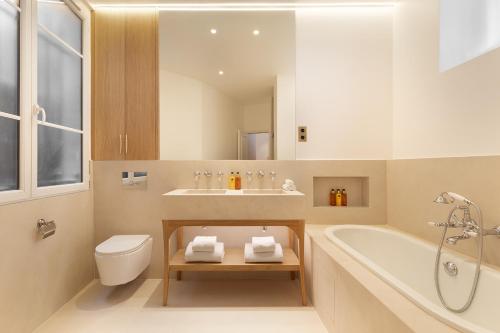 Pick A Flat's Apartments in Opéra - Rue La Fayette