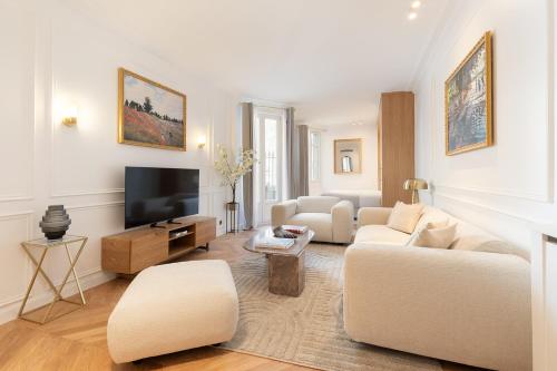 Pick A Flat's Apartments in Opéra - Rue La Fayette