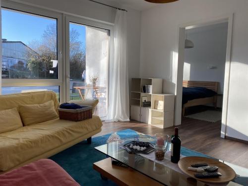Χώρος καθιστικού στο Ferienwohnung Zum Kiessee