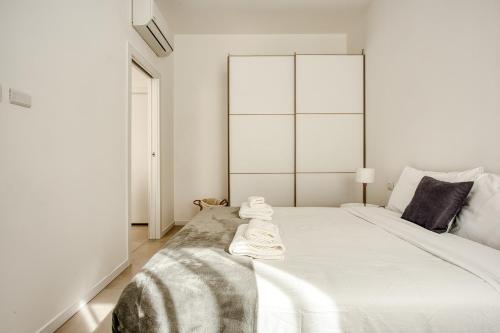 Just Urban Stays - Modern 1-BR Apartment Navigli - Metro M2