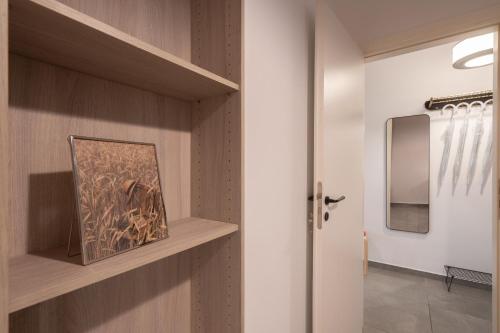 2BR Designer Apt Near Metro With Private Garden