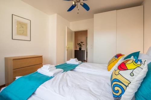 Modern Apartment with Balcony near SBB - Special CUATRO PICASSO 43 Apartment, Basel, up to 6 guests