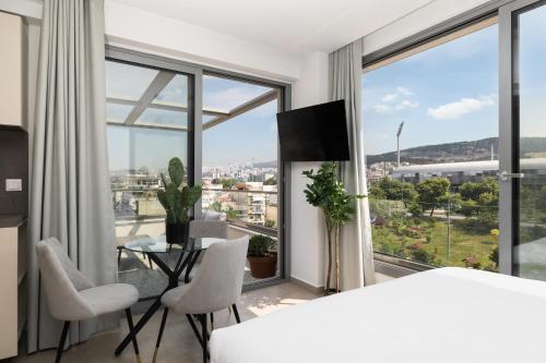 Skyline Horizon Luxury Apartment with Stunning Terrace by BiNoBi!