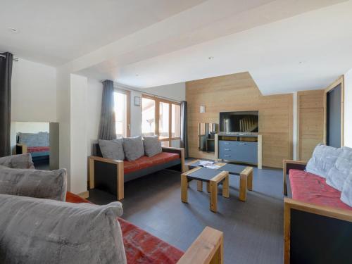 Magnifique duplex rénové 7 pièces, proche pistes, sauna, hammam, salle de fitness - FR-1-181-2341