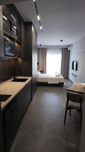 Hermanos Apartment 114