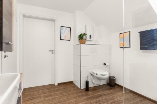 Ein Badezimmer in der Unterkunft LIGHTHOUSE - Perfekt für Gruppen - 2 Whg - Zentral - PS5 & Switch