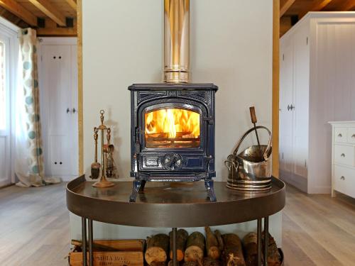 Gambar di galeri bagi The Barn At Banks Cottage di Pulborough