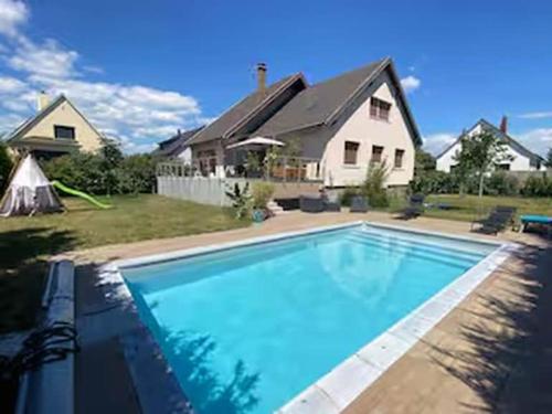 Maison - piscine privée - 6 personnes - 20 min du centre à pied