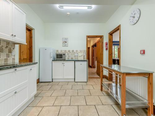 Kuchyň nebo kuchyňský kout v ubytování Victoria Albert - Uk49992