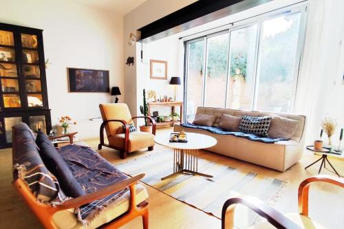 Beautiful house with garden in Bordeaux