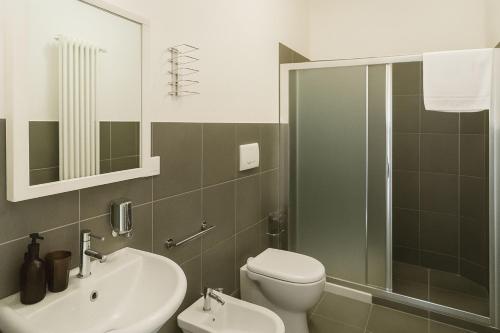 Koupelna v ubytování Altèra House