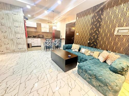 Kuchyň nebo kuchyňský kout v ubytování Two Bed Luxury Apartment