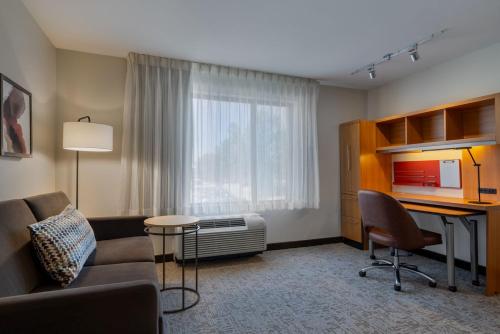 Zona de estar de TownePlace Suites by Marriott Albuquerque North