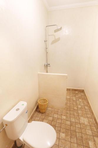 Ein Badezimmer in der Unterkunft Whisper Hotel