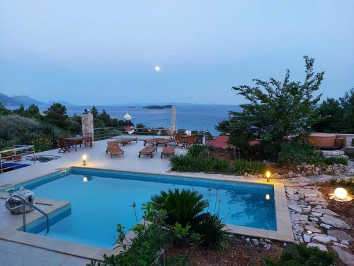 Apartment in Orebic with sea view, terrace, air conditioning, WiFi 114-1