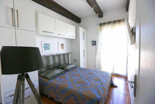 Magnifique Villa sur les collines de Nice, 6 Pièces, clim, barbecue, sauna et hammam