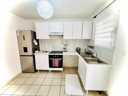 Gallery image of La Marina - F3 - 5 étoiles in Saint-Benoît