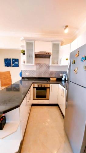 apartment with sea view and swimming pools