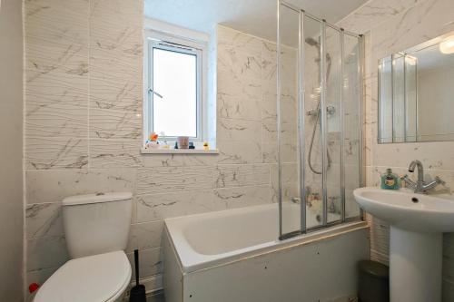 Vannituba majutusasutuses The Anchorage - Weymouth