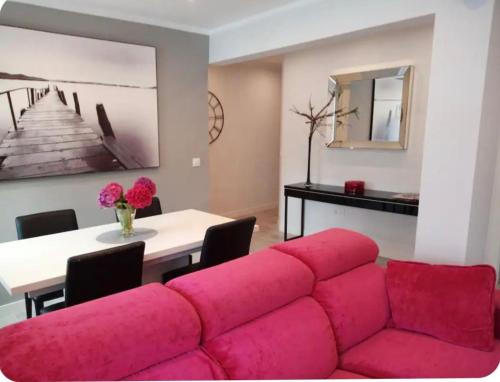 Céntrico y próximo playas